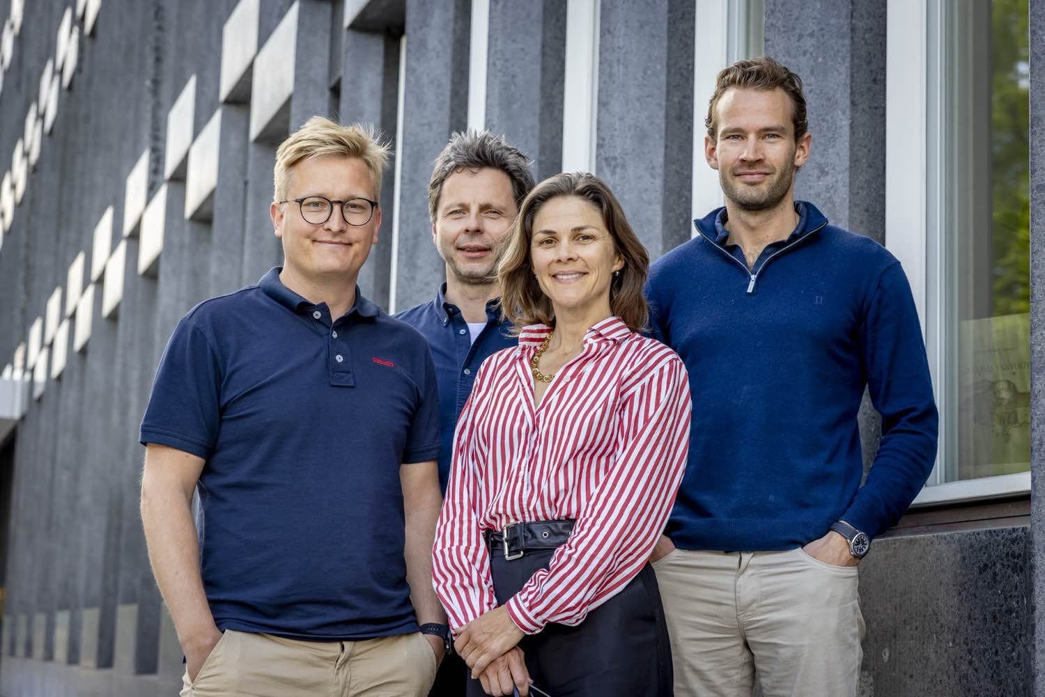 Glad gjeng. Fra venstre William Skreosen, Knut Bremer, Julie Irgens og Nikolai Tefre Lunder.
